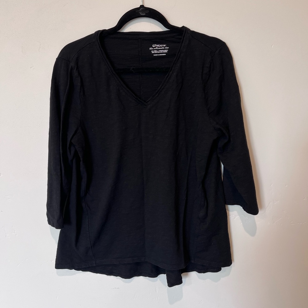 Chico's The Ultimate Tee Black V-Neck Women's Top Size Large 2 Closet Staple